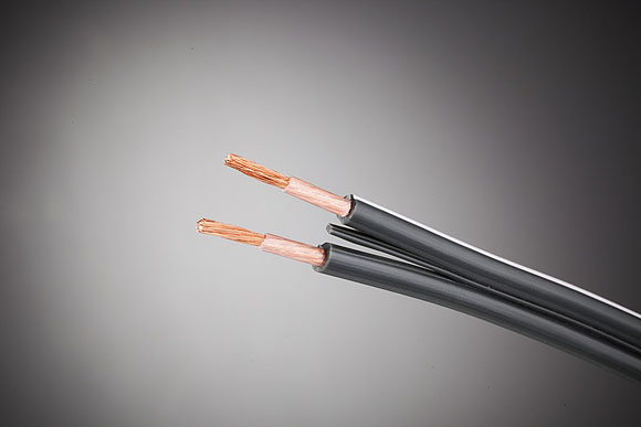 TCHERNOVAUDIO】ロシア発、スタンダードを変える大注目ケーブル