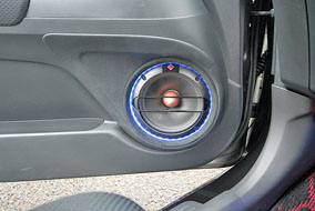 実力プロショップの実装体験から探る Rockford Fosgate・T5の魅力！ #4: <span>By Sound Station Winning</span><br />#2