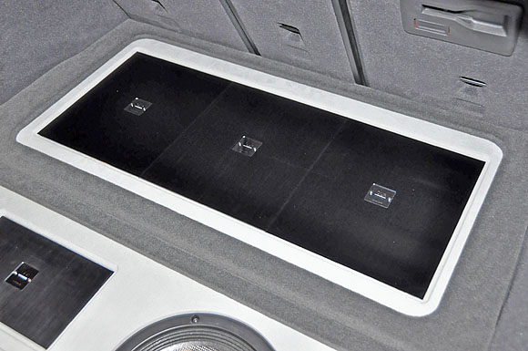 話題のモデルの実力の神髄に迫る!::カロッツェリアX・RS-A09X インストーラー・インプレッション! #1: サウンドステーション クァンタム