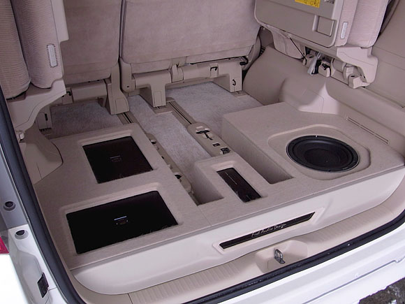 話題のモデルの実力の神髄に迫る!::カロッツェリアX・RS-A09X インストーラー・インプレッション! #6: フィスト