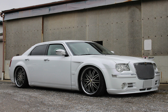 カスタム・オーディオマシン SpecialFeature!! CHRYSLER 300C