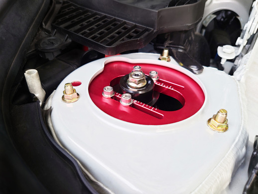 ラルグスからMINI用SpecSI車高調キット換装用の調整式ピロアッパー