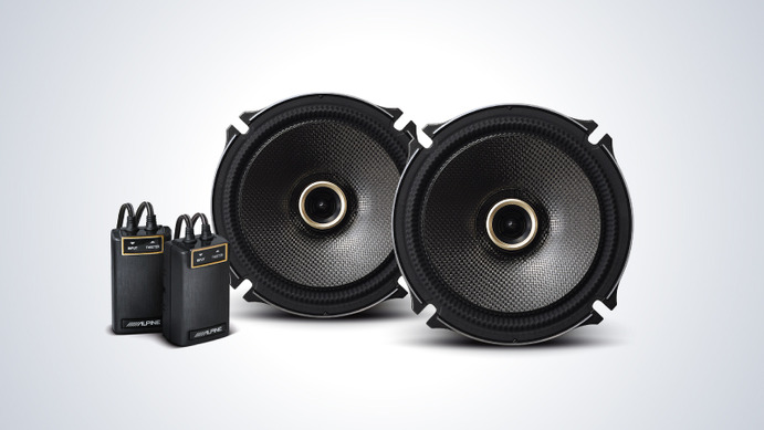 アルパインからダイナミックな音場空間を実現する新製品「Xプレミアム