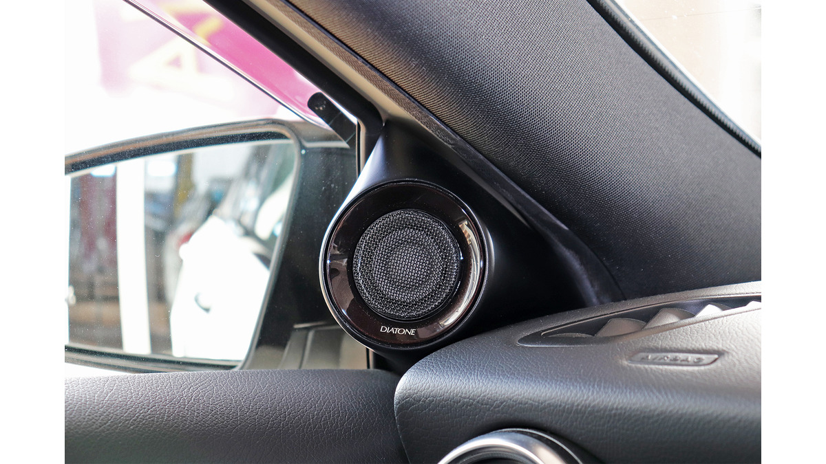 ツイーターの“埋め込み加工”は音に効く!? プロショップで実行する