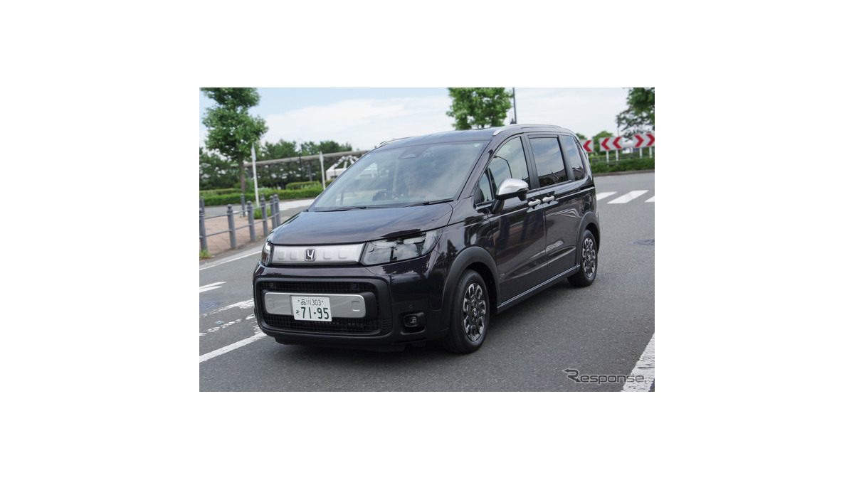 AT209 本田フリード アンドロイドカーナビ 灰色 10インチ 8コア