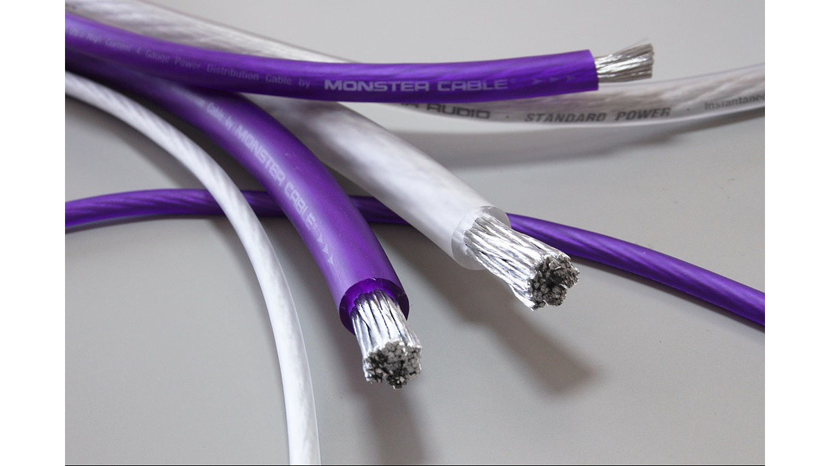 最安値，定番 モンスターケーブル パワーケーブル0ゲージ