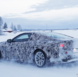 BMW 8シリーズ クーペスクープ写真