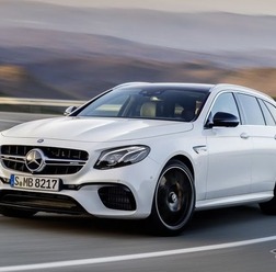 新型メルセデスAMG E63S 4MATIC+ステーションワゴン
