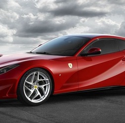 フェラーリ812 スーパーファスト
