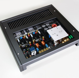 AUDIO WAVE・Aspire Pro JDP。当シリーズには、優秀な「A級」モデルもラインナップされている。