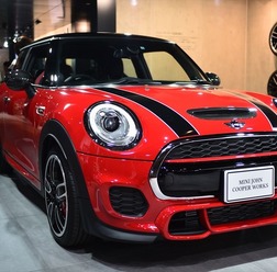 MINI ジョンクーパーワークス(東京モーターショー15)