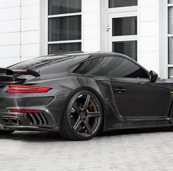 ポルシェ911ターボ用カーボンファイバーキット