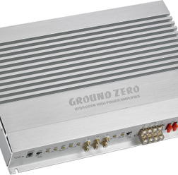 グラウンドゼロ『GZHA 4200XII』。当機は税抜価格6万2000円というリーズナブルなモデルながら、「クロスオーバー機能」で“バンドパス”の設定を有している。