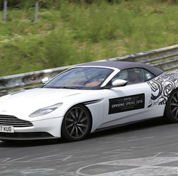 アストンマーティン DB11 ヴォランテ スクープ写真