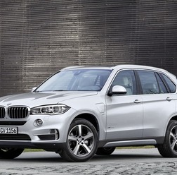 BMW X5 xDrive40e iパフォーマンス
