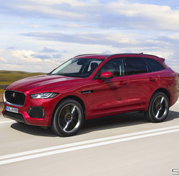 ジャガー E PACE 予想CG