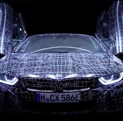BMW i8 ロードスター ティザー動画