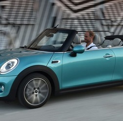MINI コンバーチブル 新型