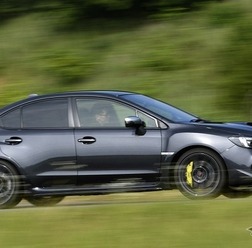 スバル WRX STI