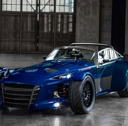 D8 GTO RS Bare Naked Carbon Edition