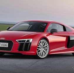 新型アウディR8 V10プラス