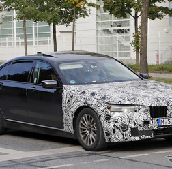BMW 7シリーズ 改良新型 スクープ写真