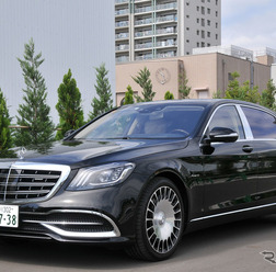 メルセデス マイバッハ S560 4マチック
