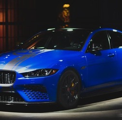 ジャガー XE SV プロジェクト8（ロサンゼルスモーターショー2017）