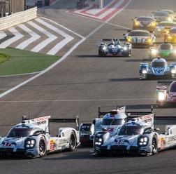 2015年のWEC最終戦バーレーン、今回もポルシェの2台がフロントローから発進。