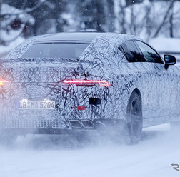 メルセデス AMG GT 4ドア「S」スクープ写真