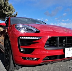 ポルシェ・マカンGTS