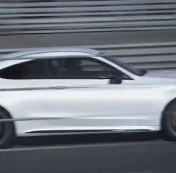 メルセデスAMG C63Sクーペ改良新型のティザーイメージ