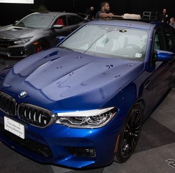 2018ワールドパフォーマンスカーを受賞したBMW M5 新型(ニューヨークモーターショー2018)