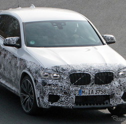 BMW X4M スクープ写真