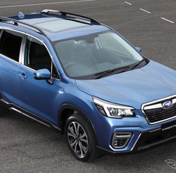 新型スバル・フォレスターPremium