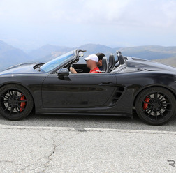 ポルシェ 718 ボクスター スパイダー スクープ写真