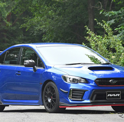 スバル WRX STI TYPE RA-R STIパフォーマンスパーツ装着車