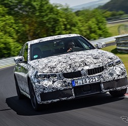 BMW 3シリーズ セダン 新型の開発プロトタイプ車