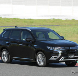 三菱 アウトランダーPHEV（プロトタイプ）