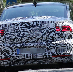 VW パサートGTE 改良新型スクープ写真