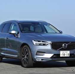 ボルボ XC60 D4 Inscription
