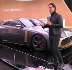 GT-R50 by イタルデザインとアルバイサ専務執行役員