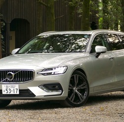 ボルボ V60 T5 Inscription