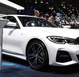 BMW 3シリーズ セダン 新型(パリモーターショー2018)