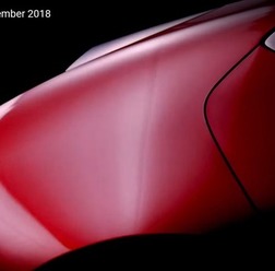 マツダの新型車のティザーイメージ