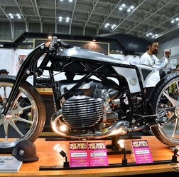 R18 Departed Custom Works Zon（YOKOHAMA HOTROD CUTSOM SHOW2018）