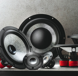 フランス発 プレミアムブランド『FOCAL』の 最新デモカーを聴く!