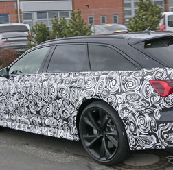 アウディ RS6アバント 次期型スクープ写真