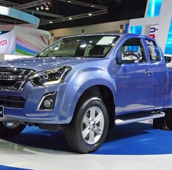 いすゞ D-MAX 1.9Ddi ブルー・パワー（タイ国際モーターエキスポ15）