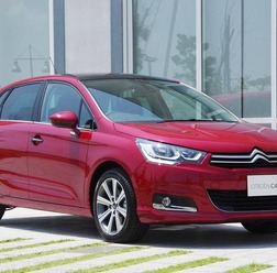 シトロエン C4 改良新型